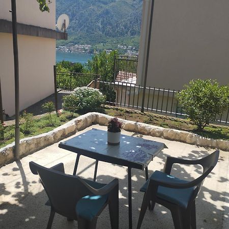 State Apartmants 2 Kotor Eksteriør bilde
